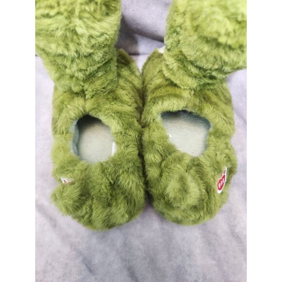 Build a Bear Dinosaur Slippers Child Size M 12/13 Furry Slip On Green T-rex EUC - Picture 6 of 7